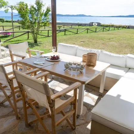 Alemar Estates Ouranoupolis * Ouranoupoli